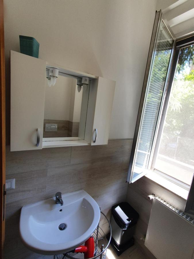 Casa Tommaso Apartment Piacenza Luaran gambar