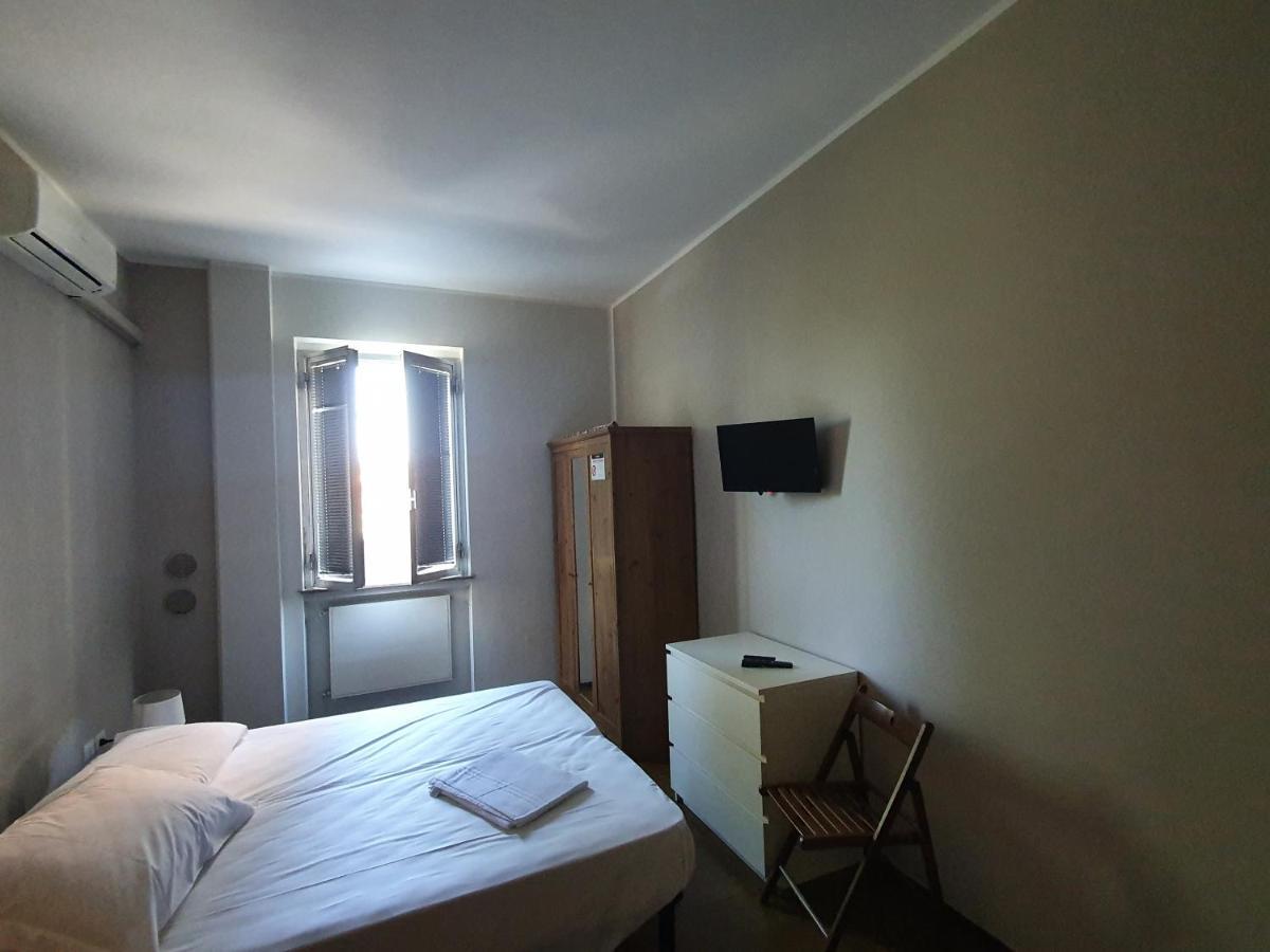 Casa Tommaso Apartment Piacenza Luaran gambar