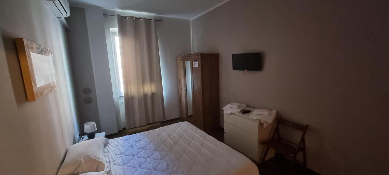 Casa Tommaso Apartment Piacenza Luaran gambar